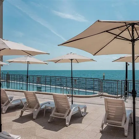 Cabacum Plaza Hotel Golden Sands